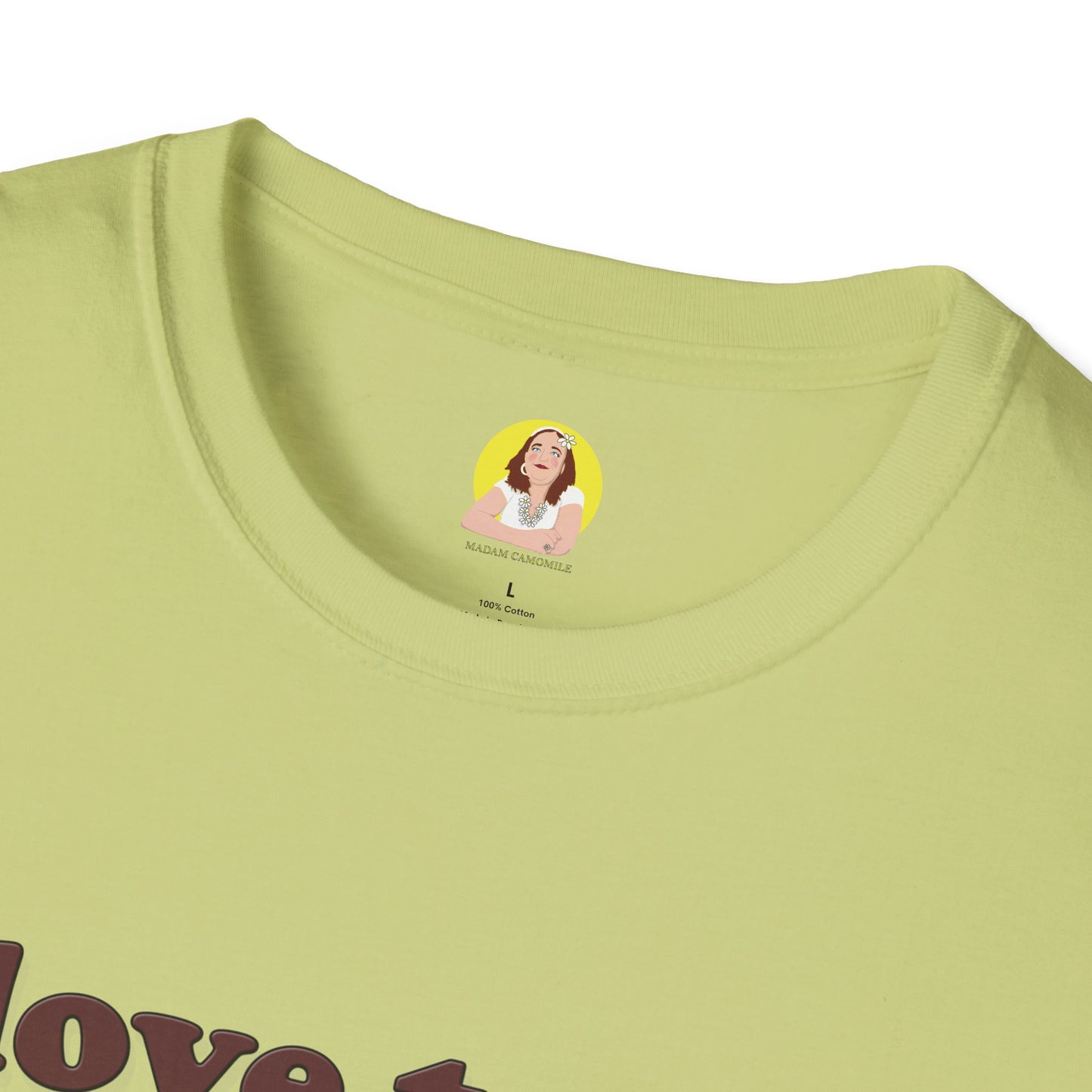 Cute Animal Lover T-Shirt, I Love to Eat Design, Nature Tee, Gifts for Animal Lovers, Casual Wear, Fun Gift, Eco-Friendly Fashion, Hebrew T-Shirt