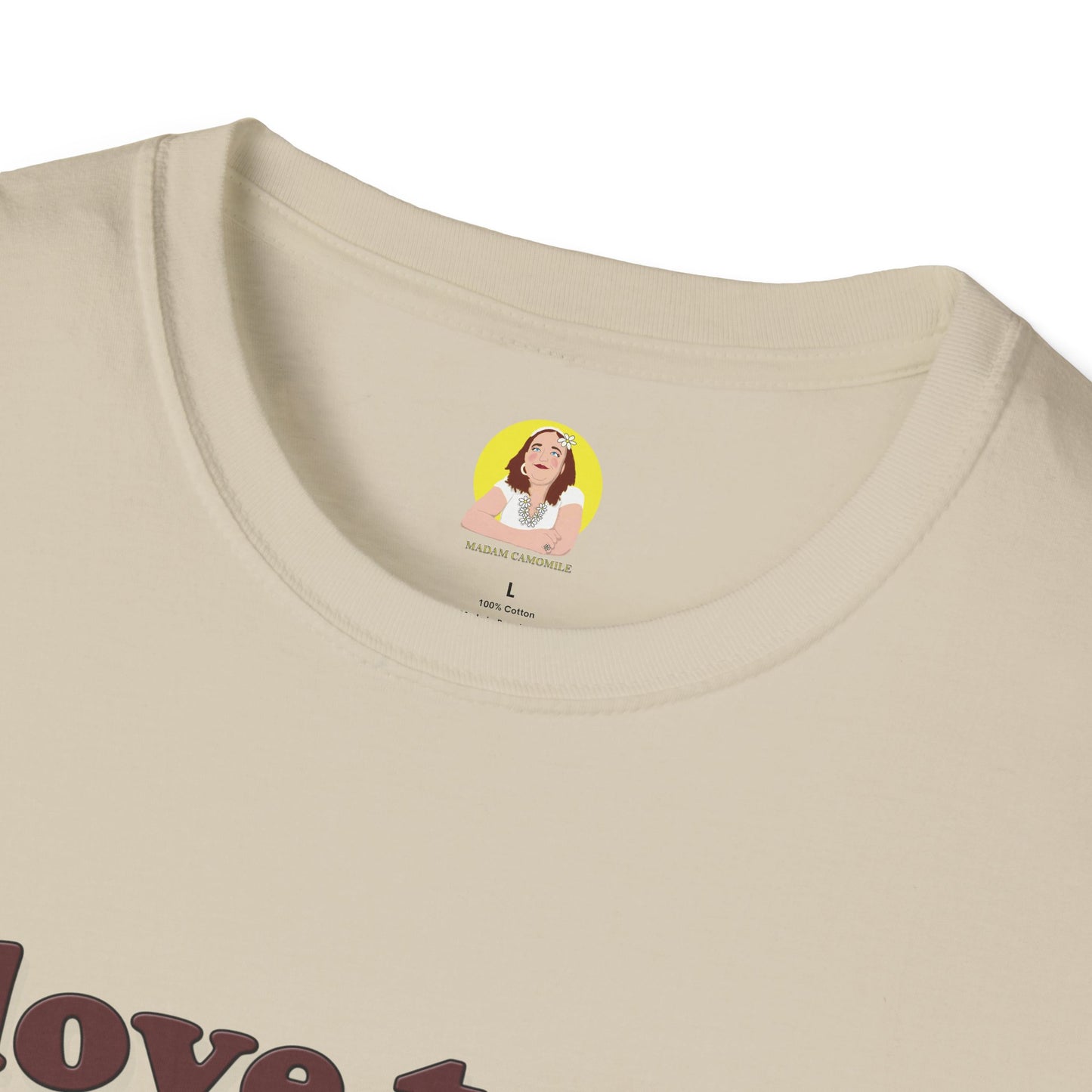Cute Animal Lover T-Shirt, I Love to Eat Design, Nature Tee, Gifts for Animal Lovers, Casual Wear, Fun Gift, Eco-Friendly Fashion, Hebrew T-Shirt